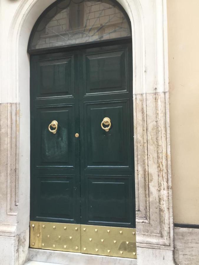 Erida 2 Apartment Spanish Steps Rome Buitenkant foto
